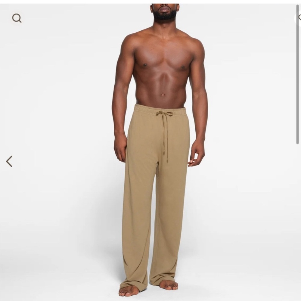 SKIMS MEN SET IN COLOR KHAKI